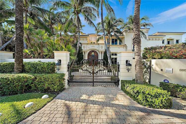 3090 S Ocean Boulevard Manalapan, FL 33462