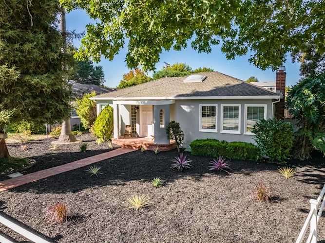439 Bay Rd Menlo Park, CA 94025