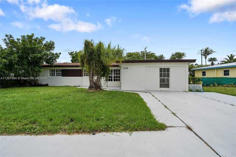 118 SW 25th Ave Boynton Beach, FL 33435