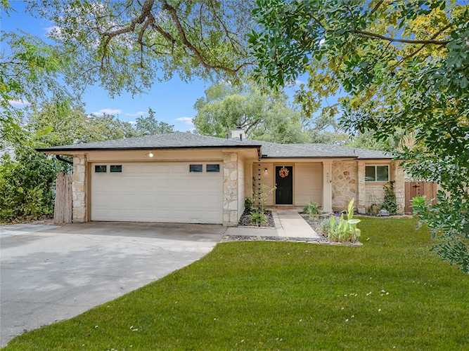 4915 Ganymede DR Austin, TX 78727