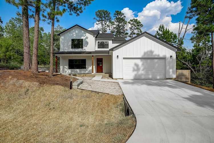 147 N Pahihi DR Bastrop, TX 78602