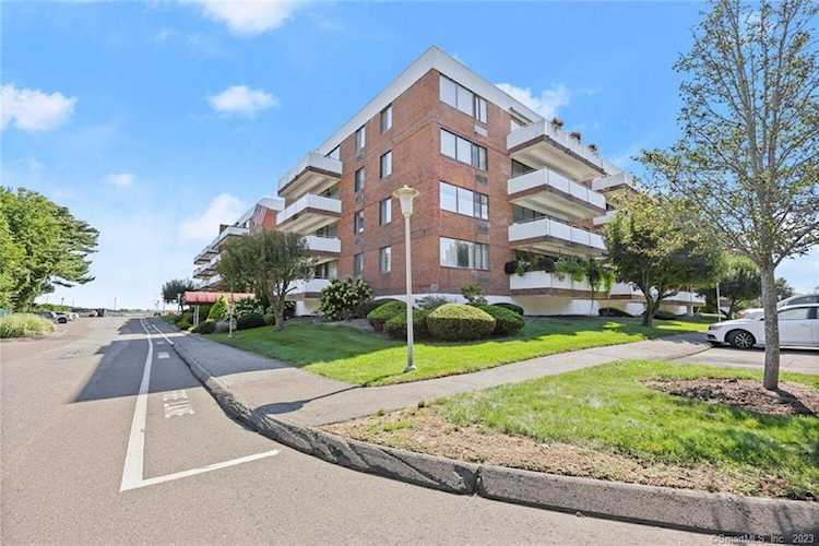 1460 Elm St #327 Stratford, CT 06615