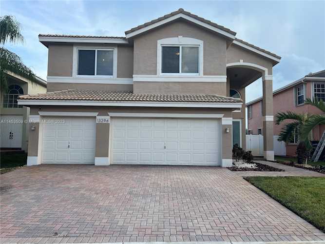 13296 SW 47th St Miramar, FL 33027