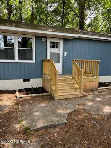701 Anderson St Elizabeth City, NC 27909