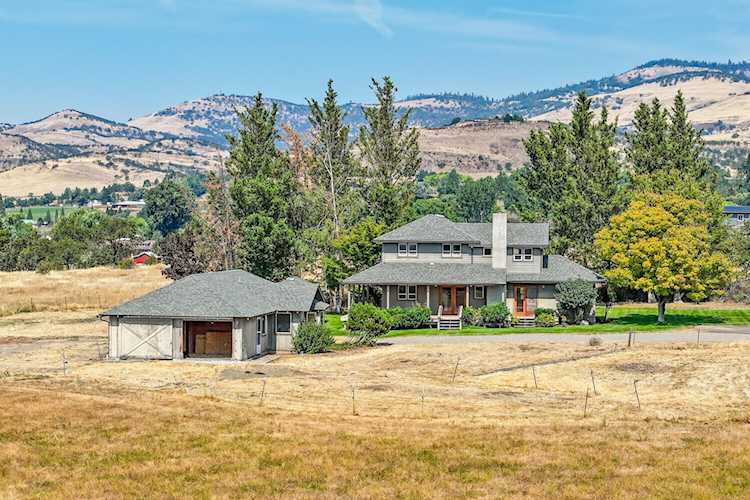 425 E Ashland Ln Ashland, OR 97520