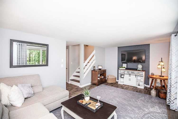 10 Kingston Ct Merrimack, NH 03054 | MLS 4963577 Photo 1