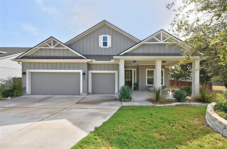 602 Hazy Hills LOOP Dripping Springs, TX 78620
