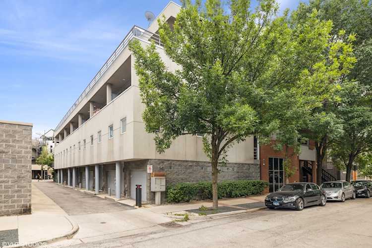 943 W Huron St #B Chicago, IL 60642