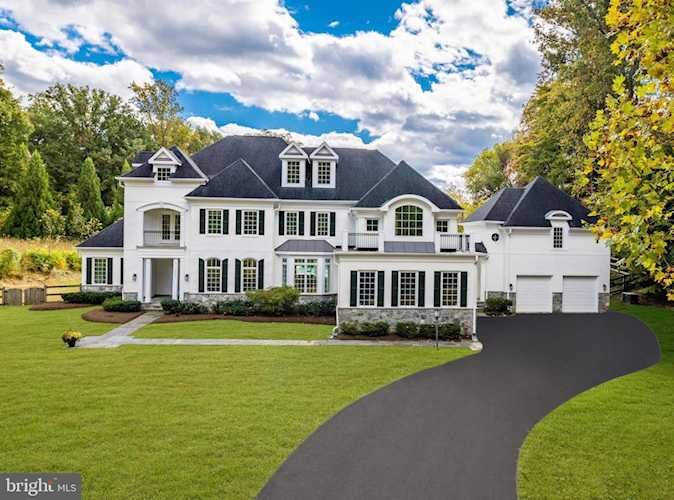 1001 Savile Ln Mclean, VA 22101