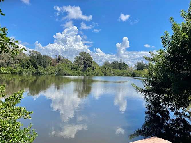 6955 Edgewater Dr New Port Richey, FL 34652