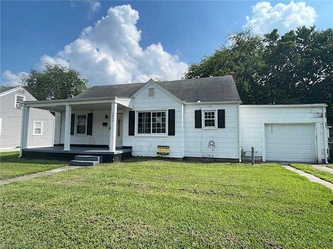 3814 Chatham Circle Norfolk, VA 23513