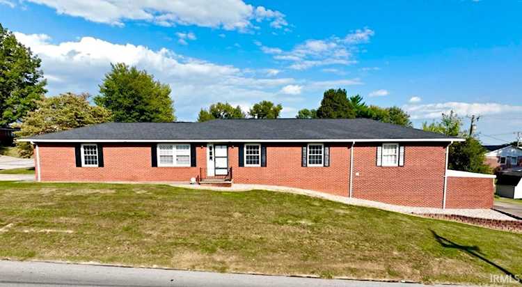 1523 Jan Ann Court Washington, IN 47501