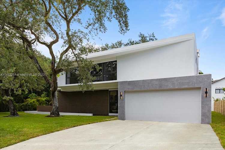 2935 Riverland Rd Fort Lauderdale, FL 33312