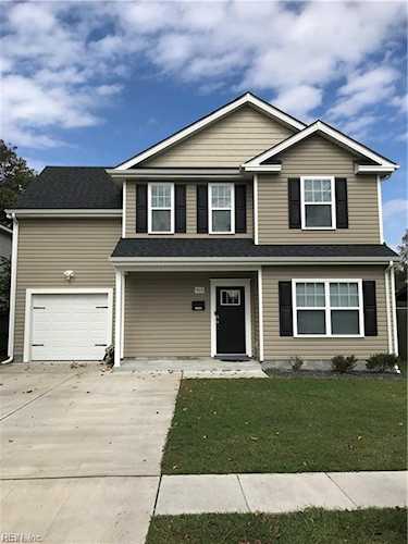 915 Godwin Ave Chesapeake, VA 23324