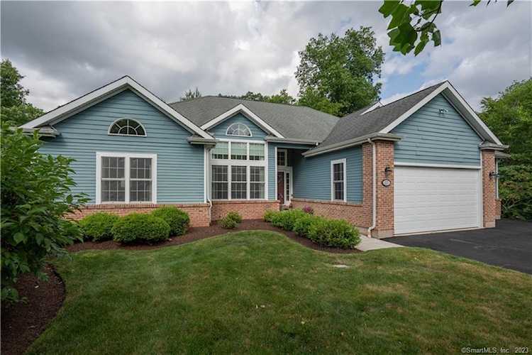 107 Emily Way #107 West Hartford, CT 06107