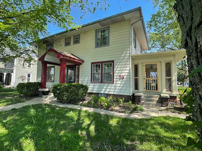 34 W Main St Brownsburg, IN 46112