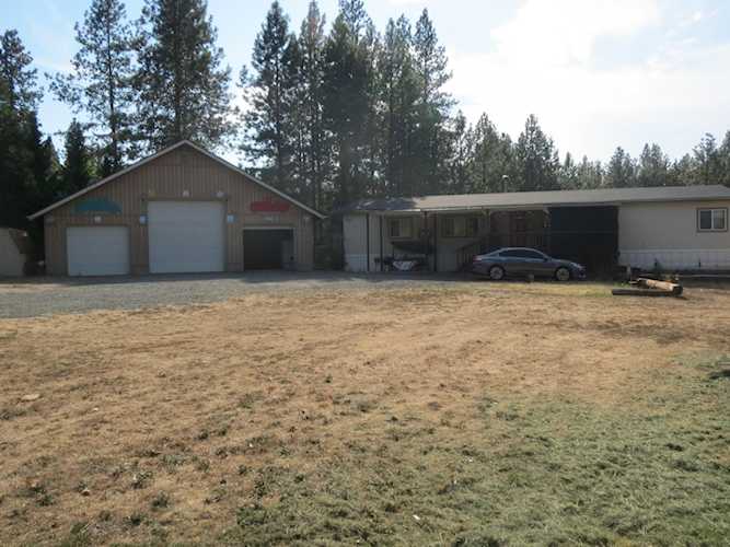 610 Plumtree Ln Grants Pass, OR 97526