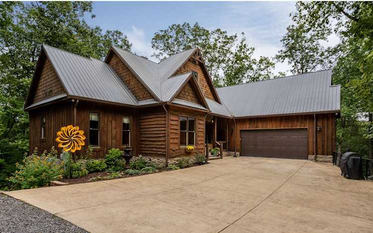 290 River Escape Drive Ellijay, GA 30540