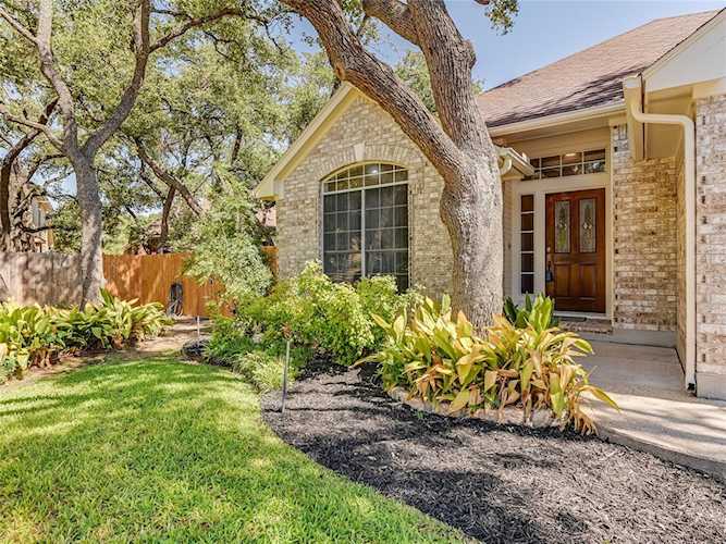 4700 Whispering Valley DR Austin, TX 78727