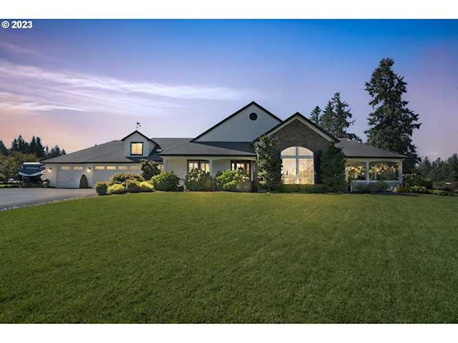 15101 S Beaton RD Oregon City, OR 97045