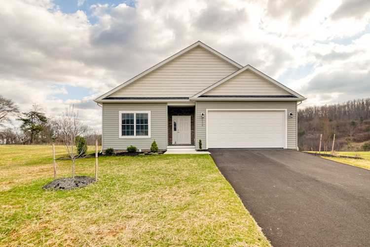 5590 New Pleasant Salem, VA 24153