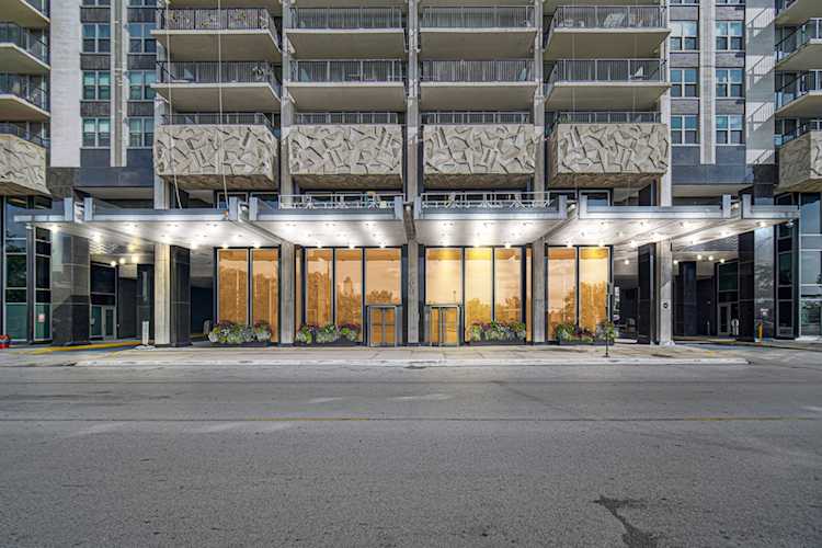 400 E Randolph St #2527 Chicago, IL 60601