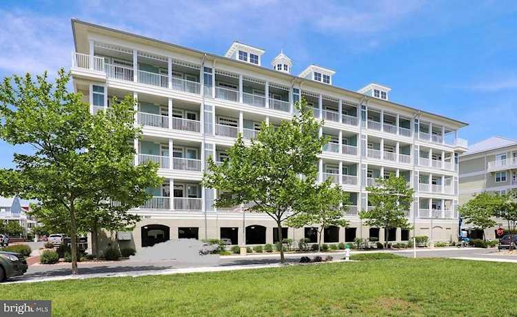 37 Fountain Dr W #2B Ocean City, MD 21842