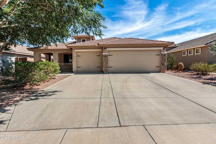 2585 W Mericrest Way San Tan Valley, AZ 85144