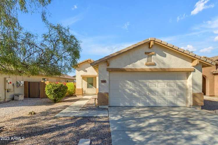 2174 W Kristina Avenue San Tan Valley, AZ 85144