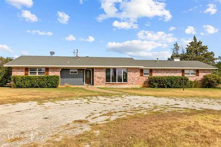 142 Five Oaks Road Abilene, TX 79606