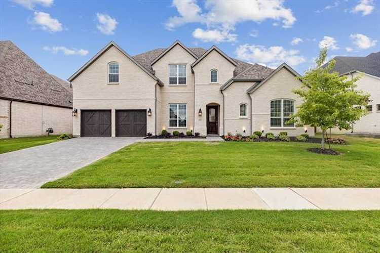 3317 Zenyatta Court Celina, TX 75009
