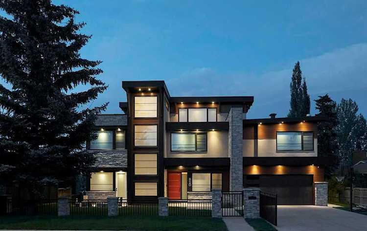820 Madison Ave SW Calgary, AB T2S 1K3