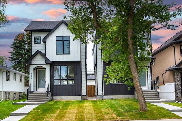 2425 27 St SW Calgary, AB T3E2G2