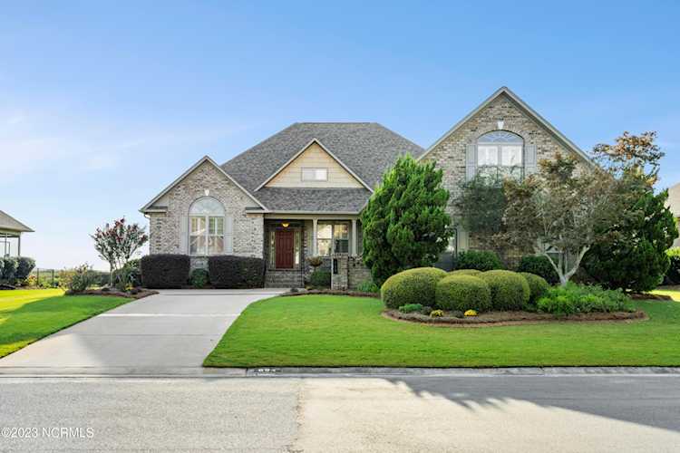 894 Highlands Dr Hampstead, NC 28443