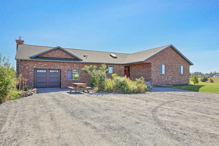14408 N Dover Rd Nine Mile Falls, WA 99026