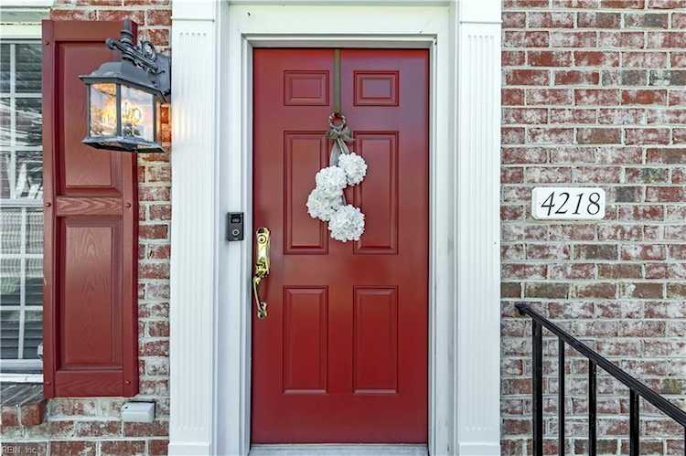 4218 New Town Ave Williamsburg, VA 23188