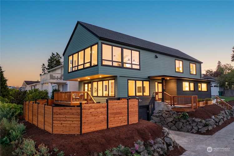 3703 SW Andover St Seattle, WA 98126