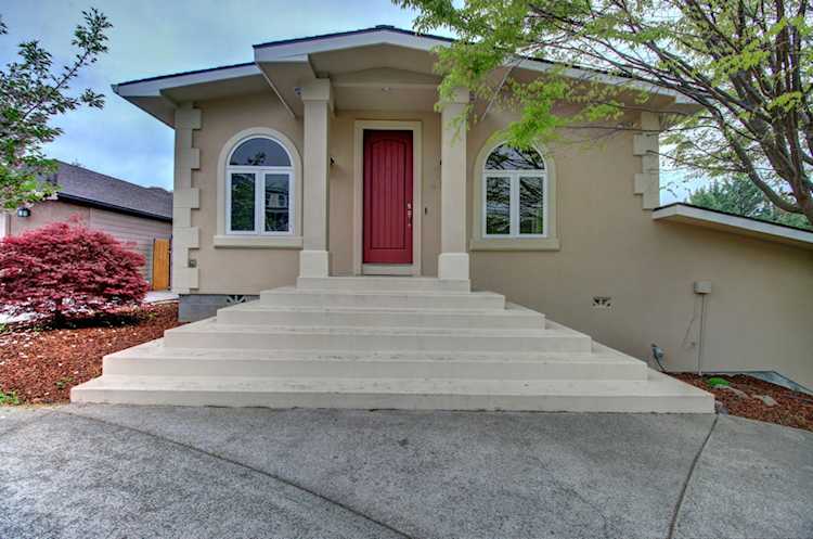 4299 Murry Hill Ct Medford, OR 97504