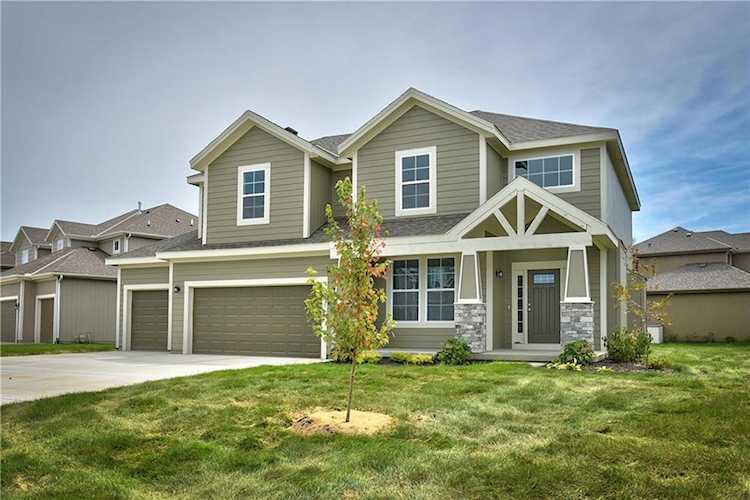 2726 W Dartmouth St Olathe, KS 66061