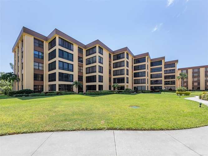 8779 Midnight Pass Rd #202H Sarasota, FL 34242