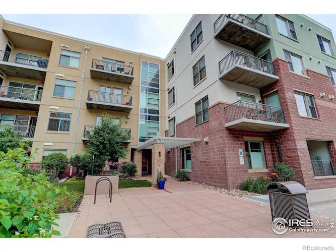 3401 Arapahoe Ave #402 Boulder, CO 80303