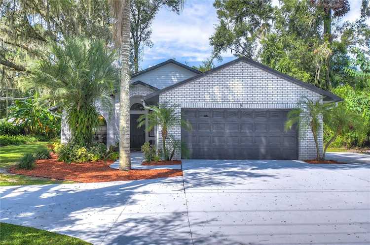 2801 Little Rd Valrico, FL 33596