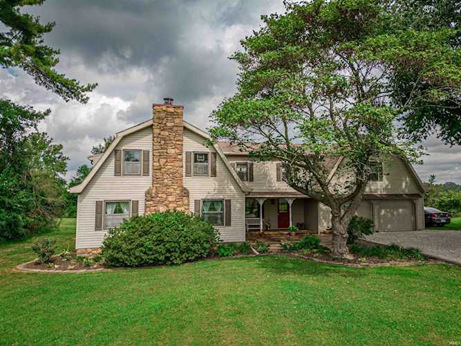 5240 Millersburg Road Evansville, IN 47725