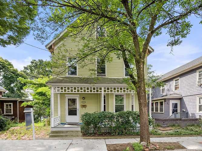 48 Oxford St Somerville, MA 02143