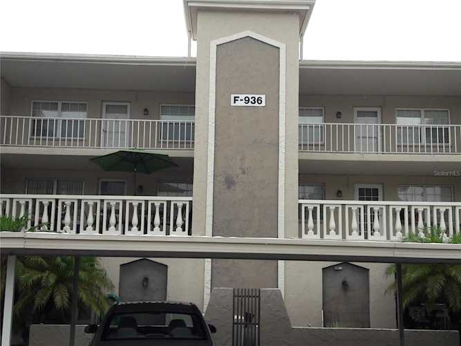 936 Virginia St #309 Dunedin, FL 34698