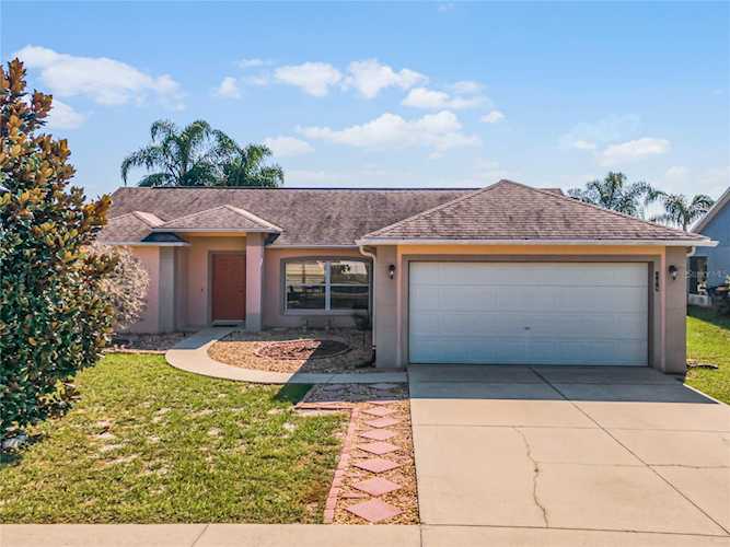 608 La Costa St Minneola, FL 34715