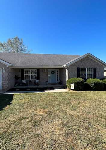 111 Fox Chase Dr Danville, KY 40422