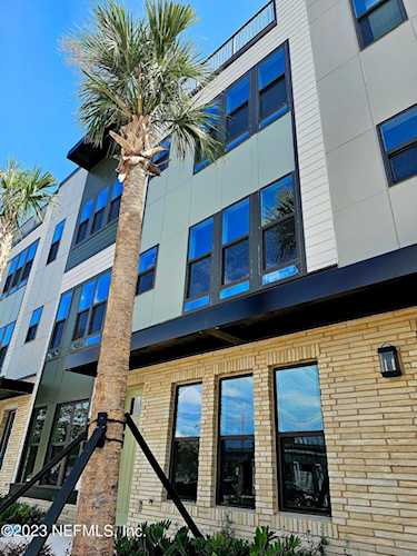 1632 Piazza PL Jacksonville, FL 32207
