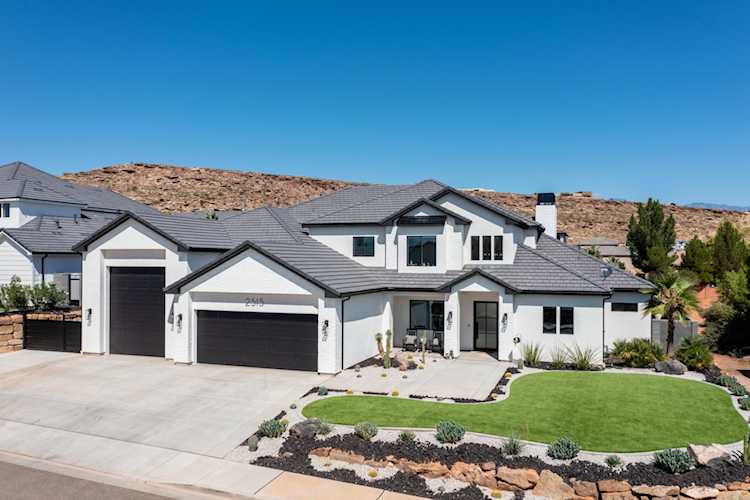 2515 E 2070 S St George, UT 84790