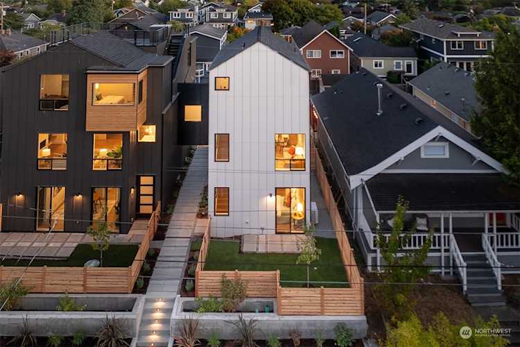 717 N 80th St Seattle, WA 98103